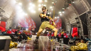 Rund zweieinhalb Stunden gab der Volks-Rock‘n‘-Roller mit seiner Band Gas.