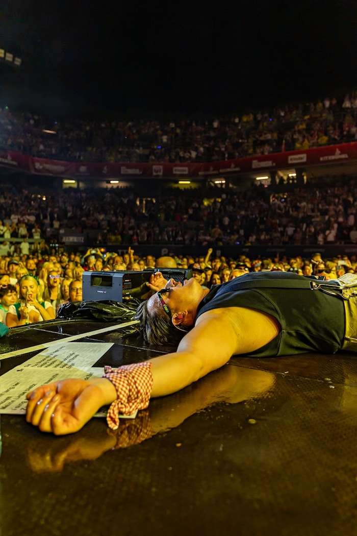 Gabalier allowed himself a breather in between.