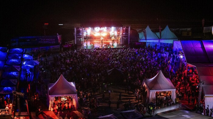 5000 Freunde und Fans feierten mit den „JUZI“