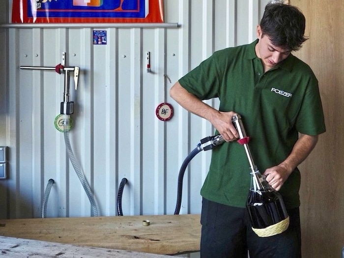 The minimum dispensing quantity is three liters.