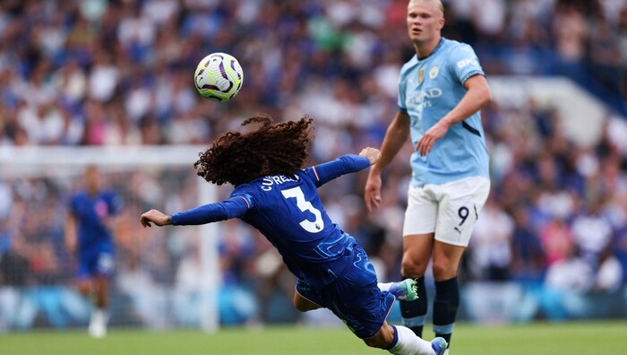 Marc Cucurella zog gegen Erling Haaland (rechts) den Kürzeren. 