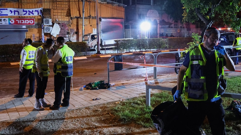 Israelische Einsatzkräfte (Bild: AFP/Jack Guez)