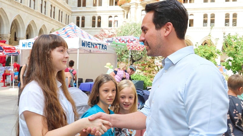 Christoph Wiederkehr (NEOS) ist seit November 2020 Vizebürgermeister der Stadt Wien sowie Stadtrat für Bildung, Jugend, Integration und Transparenz. (Bild: Bissuti Kristian)