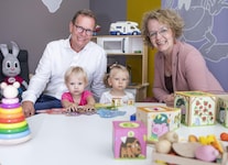 Szyszkowitz und Teschl-Hofmeister mit Fiona und Valentina (Bild: Daniela Matejschek)