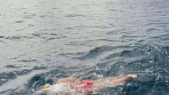 Findenig schwamm 11 Stunden und 14 Minuten im Ärmelkanal.