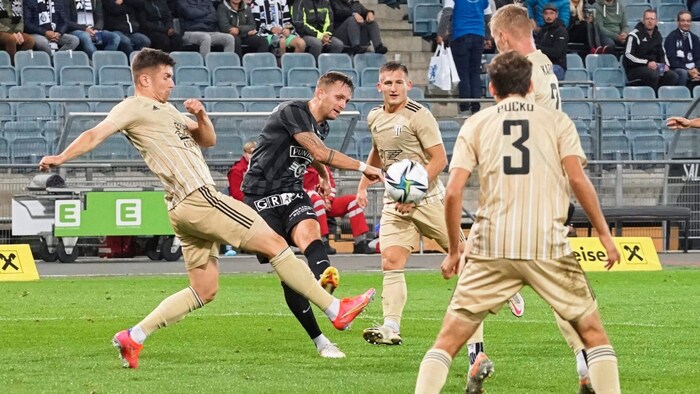 Im Play-off 2021 gegen Mura gab es die Möglichkeit noch nicht.