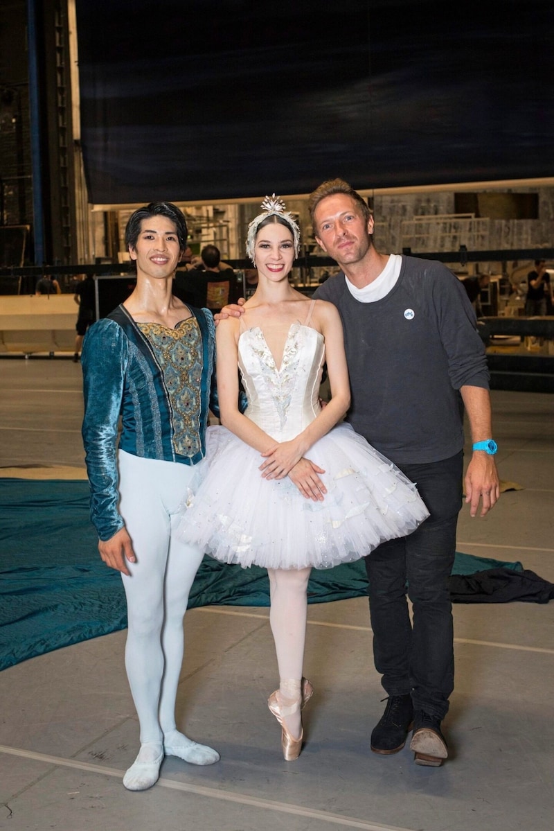 Bei seinem letzten Auftritt 2017 besuchte Chris Martin die Wiener Staatsoper und das Staatsopernballett. Damals sah er sich „Schwanensee“ an. (Bild: Wiener Staatsballett)