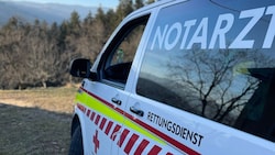 Polizei, Rettung und Notarzt eilten noch zur Unfallstelle – doch sie konnten dem Mann nicht mehr ...