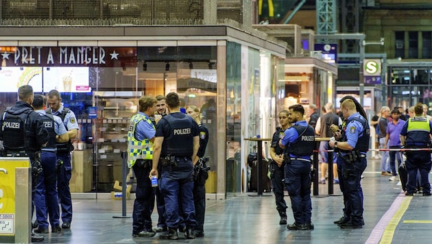 The scene of the crime at Frankfurt Central Station, tracks 8 to 10 (Bild: APA/dpa/Andreas Arnold)