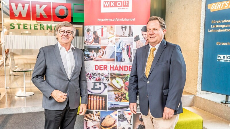 Division chairman Gerhard Wohlmuth (left) and economic researcher Peter Voithofer. (Bild: Foto Fischer)