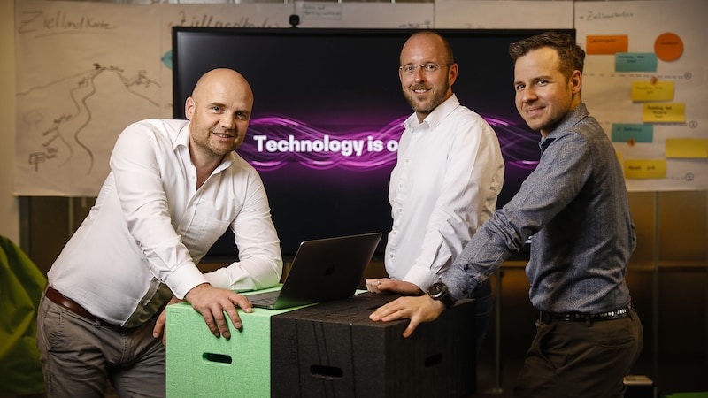 Bearing Point Managing Director Markus Seme with department heads Bernd Koberwein and Andreas Joham (from left) (Bild: Lueflight)