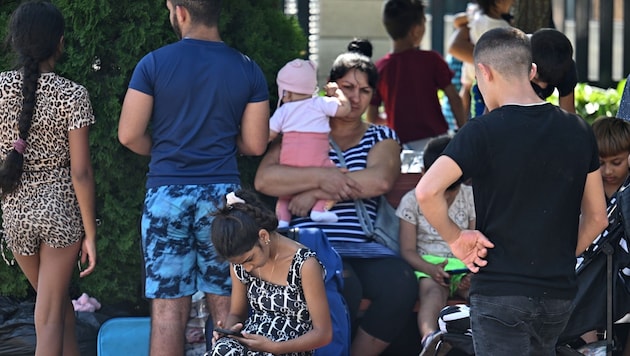 Ukrainian refugees in Hungary (Bild: AFP/Atila Kisbenedek)