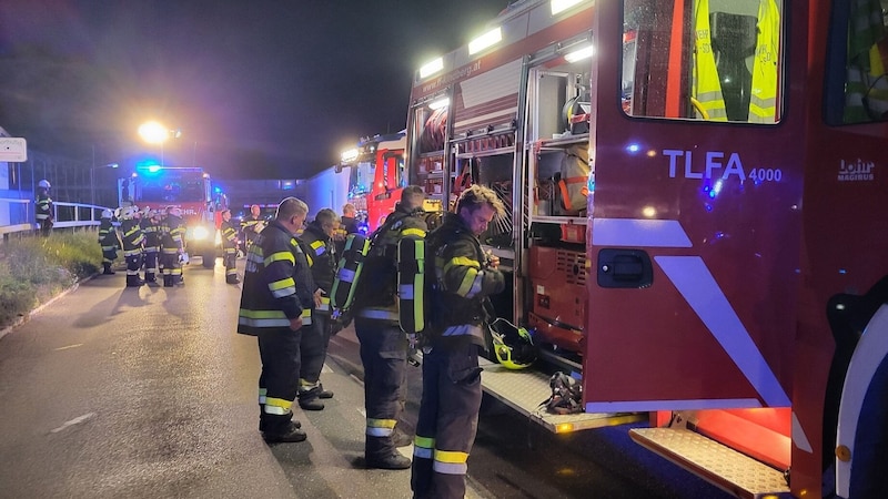 Die Feuerwehren Kindberg-Dörfl und Kindberg-Stadt standen im Einsatz. (Bild: Feuerwehr Kindberg-Stadt)