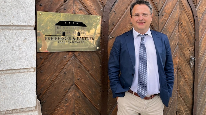 Anwalt Peter Freiberger vertritt den 33-jährigen Landwirt, der operiert wurde.