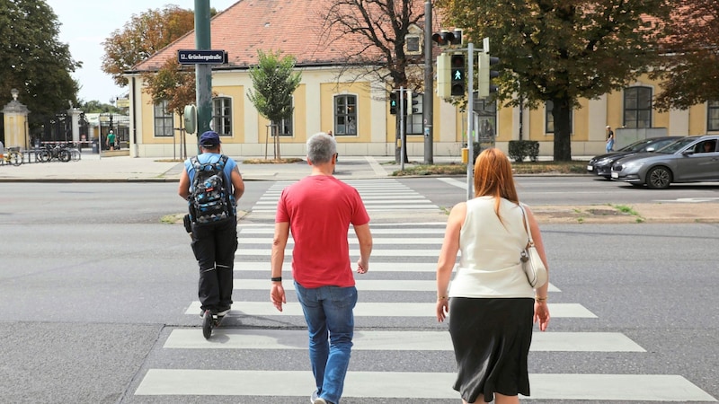 Wegen der Stelle an der viel befahrenen Kreuzung Grünbergstraße/Ecke Schönbrunner Straße häufen sich auch beim VCÖ die Beschwerden. (Bild: Jöchl Martin)