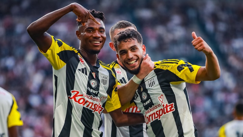 The LASK players were first able to celebrate taking the lead. (Bild: GEPA/GEPA pictures)