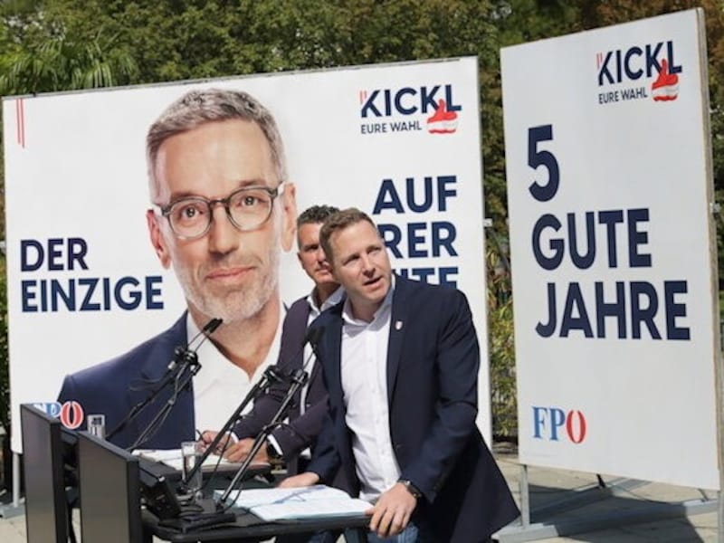 The FPÖ is relying on provocative slogans as usual. (Bild: FPÖ/Ruttinger)