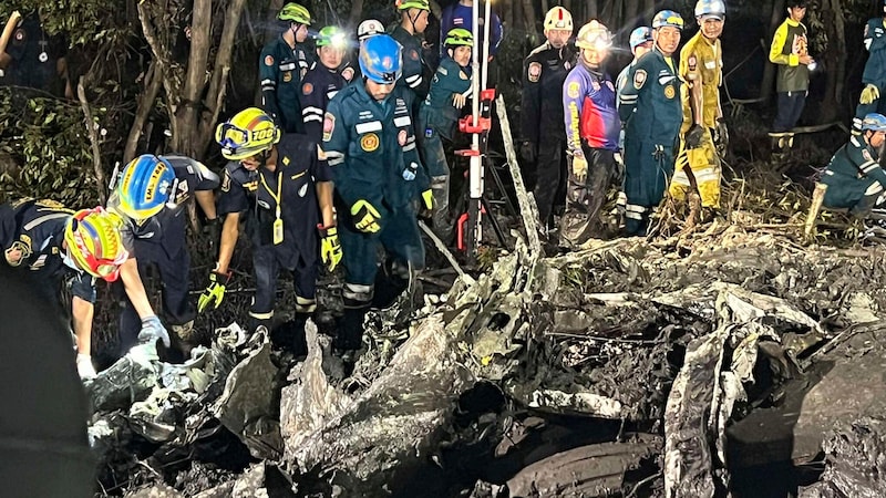 Nine people are believed to have died. (Bild: AP/Chachoengsao's Public Relations Department)