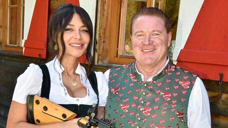 Zara Sayan and Anton Aschbacher also picked up their rifles. (Bild: Roland Holitzky/ROLAND HOLITZKY)