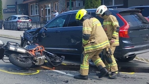 Trotz zahlreicher Einsatzkräfte kam jede Hilfe zu spät. (Bild: FFW Wagrain)