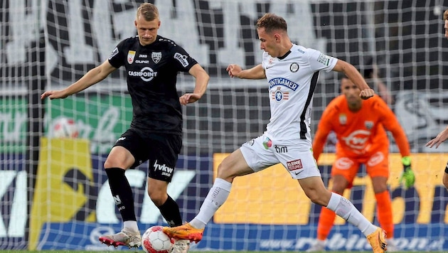 The creative Bayern loanee Lovro Zvonarek (l.) is becoming more and more involved (Bild: GEPA/GEPA pictures)