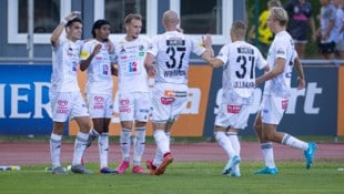Jubel beim WAC: Die „Wölfe“ gewinnen gegen den GAK mit 4:2.