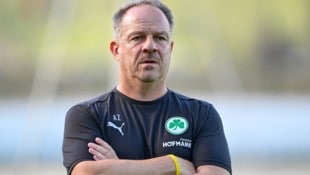 Alexander Zorniger entschuldigt sich.