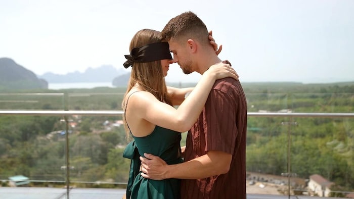 Rosen verteilen auf Basis von Betatschen: Die neue „Bachelorette“-Staffel.