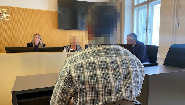 The car mechanic stood trial in Feldkirch on Monday. (Bild: Krone KREATIV)