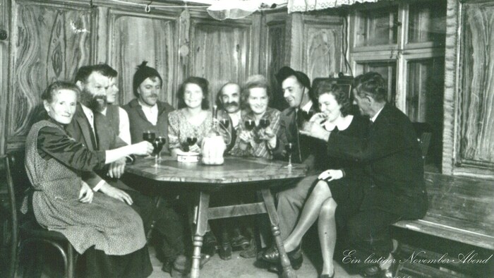 The "Hirschen" restaurant in 1943