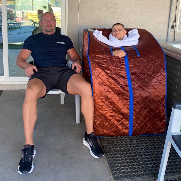 The last two kilos were sweated off in the mobile sauna.