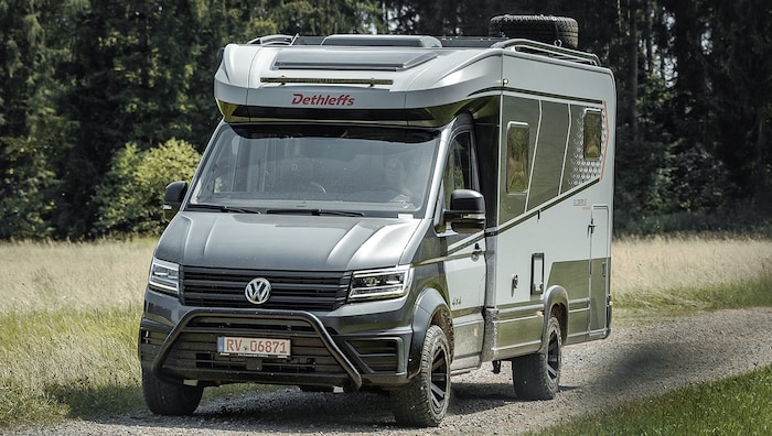 Dethleffs präsentiert mit dem Globebus Performance 4x4 ihr zweites Modell auf VW-Crafter-Basis.