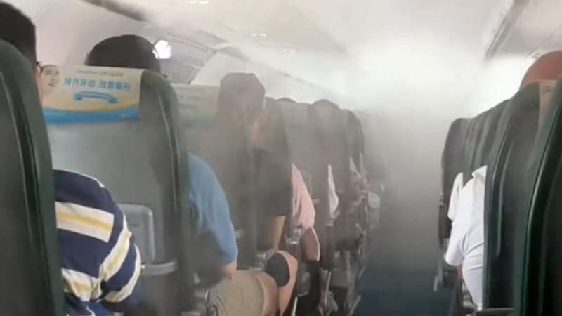 Eerie, but harmless: the smoke on a domestic flight in China. (Bild: kamaeraone)