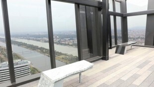 Der Blick von der Dachterrasse im 58. Stock ist spektakulär.