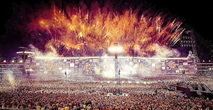 Bis 31. August tritt Weltstar Adele in dem Stadion auf, das eigens für sie errichtet wurde.