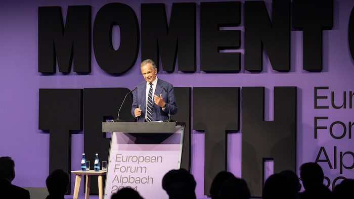 Präsident Treichl rechnet in Alpbach mit der Politik ab.