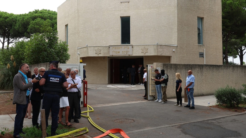 Die betroffene Synagoge (Bild: APA/AFP/Pascal GUYOT)