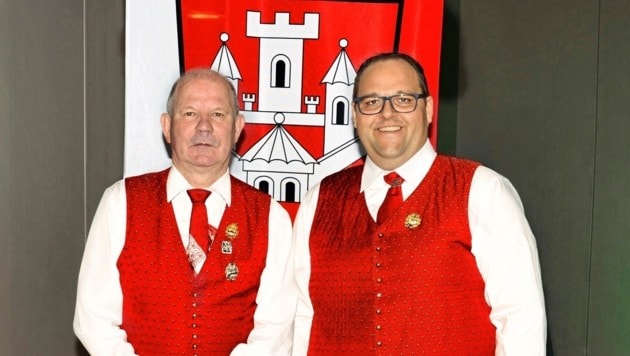 Bandleader Günther Pachler and chairman Martin Schiava from the Friesach town band. (Bild: RENATUS STURM Stadtkapelle Friesach)