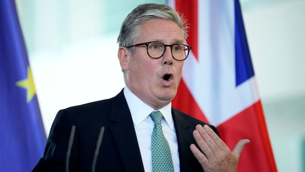 Neo-British Prime Minister Keir Starmer (Bild: AP/Ebrahim Noroozi)