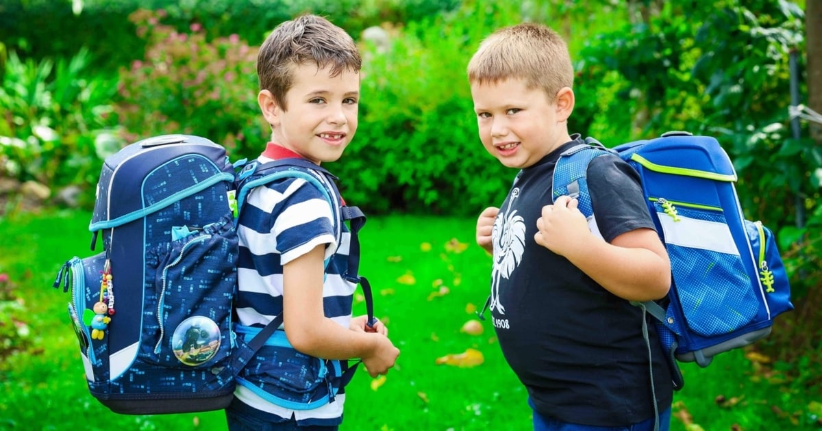Darf Ein Lehrer In Die Schultasche Schauen Tipps vorm Schulstart - Wie schwer darf die Schultasche wirklich sein
