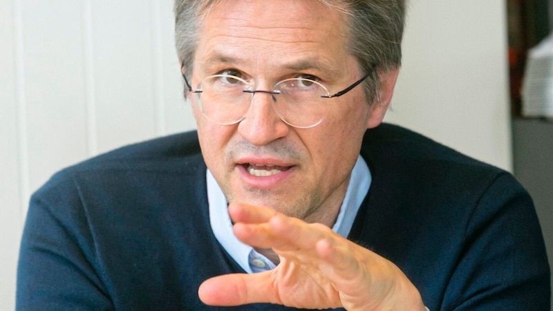 Migrationsexperte Gerald Knaus setzt auf das Ruanda-Modell, um das Asylproblem zu lösen. (Bild: Mathis Fotografie)