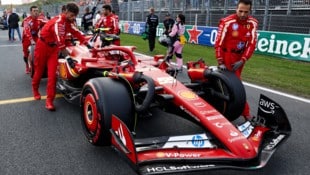 Der SF-24 bekommt für Monza neue Teile. (Bild: AFP/APA/SIMON WOHLFAHRT)