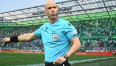 Anthony Taylor pfeift Rapids Hit gegen Braga. (Bild: GEPA/APA/AFP/Fabrice COFFRINI)