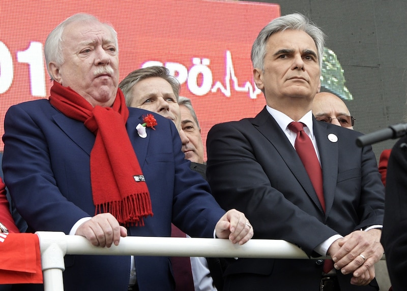 Faymann was mercilessly booed in 2016. (Bild: APA/HANS PUNZ)