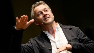 Markus Poschner: Noch ist er Chefdirigent des Bruckner Orchesters.