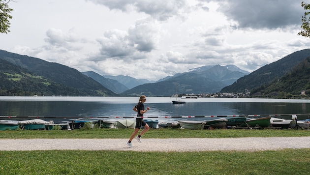 The athletes love the panorama in Zell am See. (Bild: Harald Tauderer)