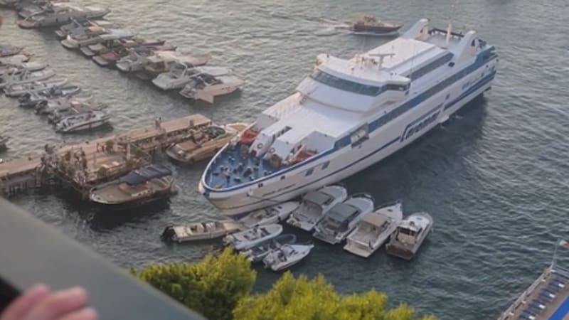 Groß gegen Klein: Die Fähre rammte gleich mehrere Boote, die im Hafen verankert waren. (Bild: kameraone)