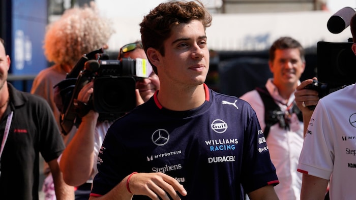 Franco Colapinto startet seit einigen Wochen in der Formel 1 durch.