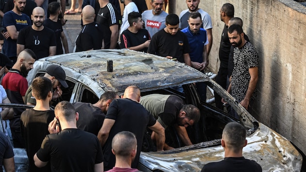 In diesem Auto wurden drei Hamas-Mitglieder getötet. (Bild: AFP/Ronaldo Schemidt)