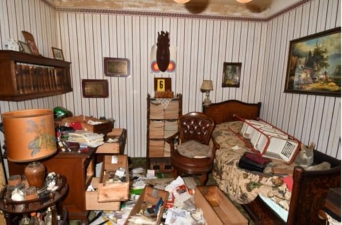 Die Täter durchsuchten das ganze Haus nach Wertgegenständen.